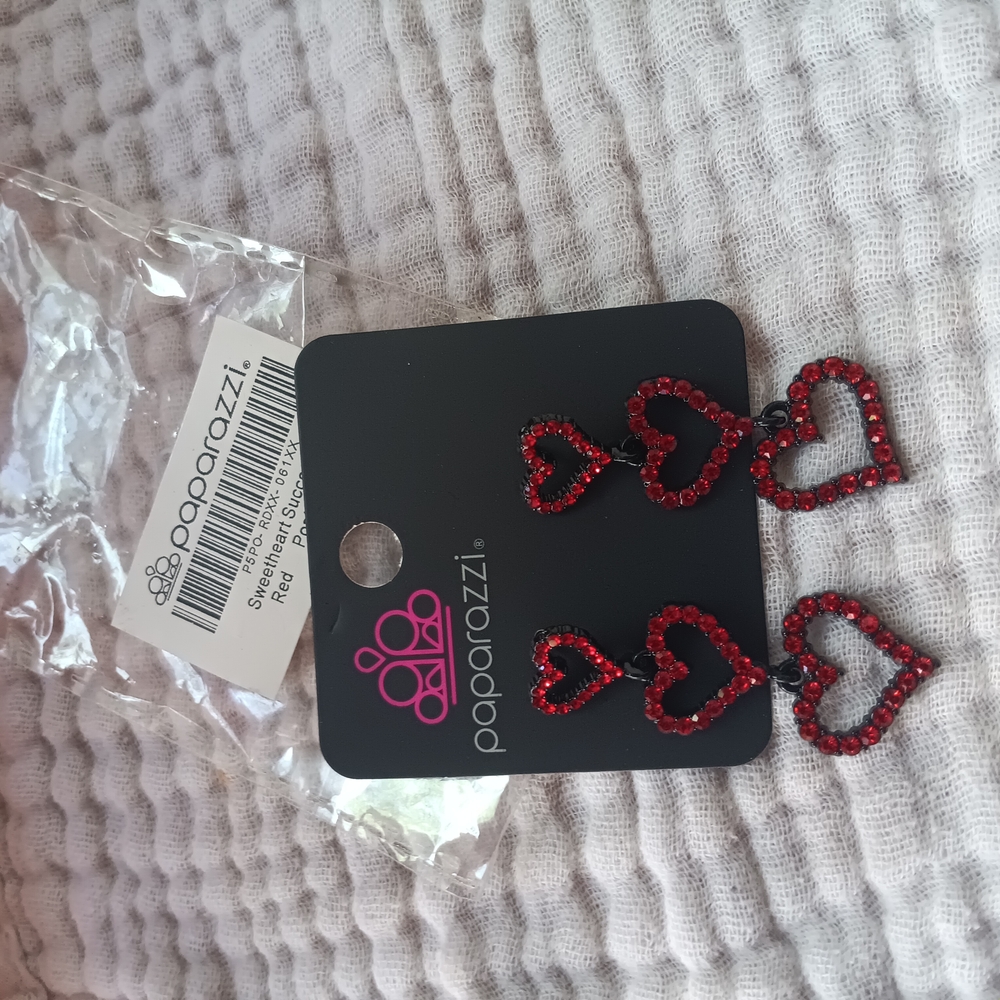 Paparazzi Sparkling Red Heart Earrings